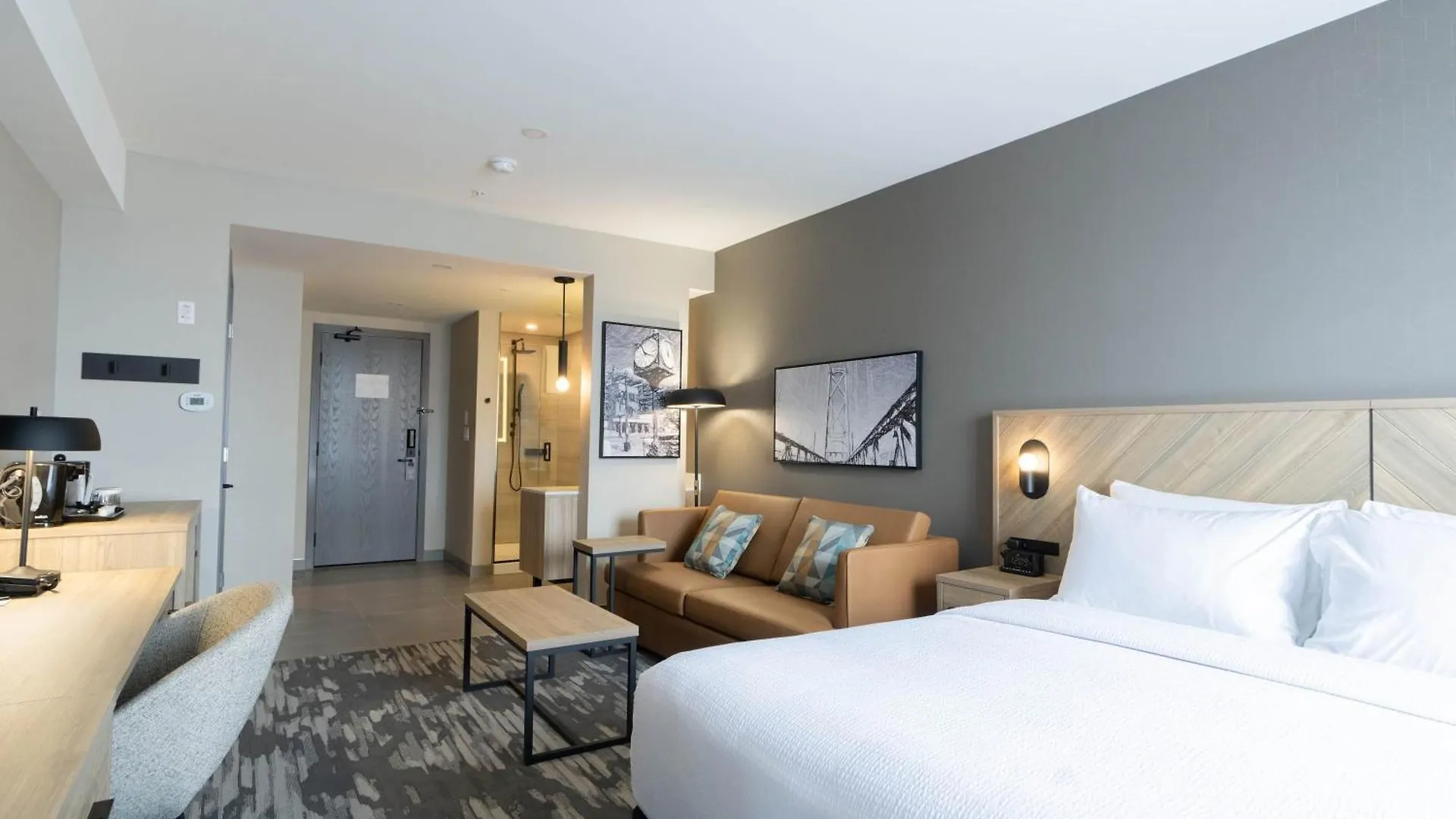 Sandman Signature Winnipeg Airport Hotel & Suites Canada