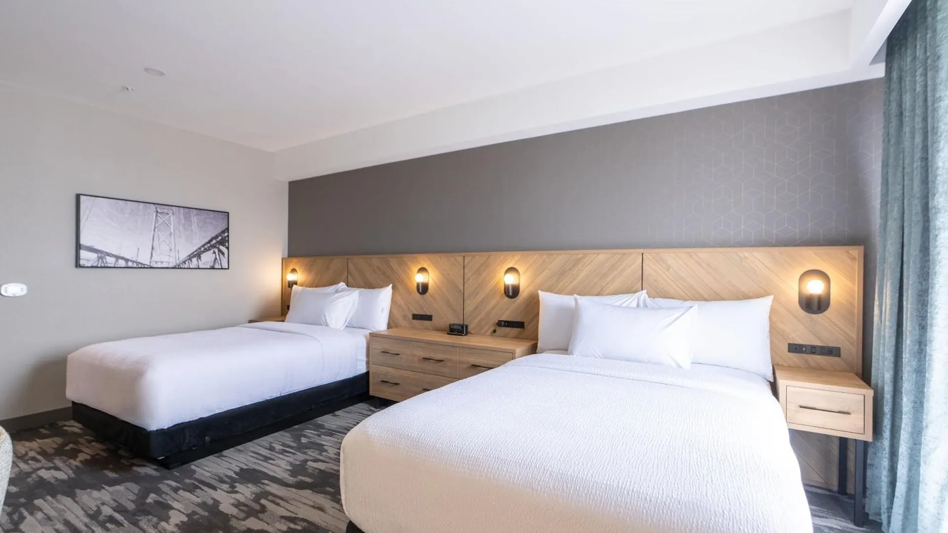 Sandman Signature Winnipeg Airport Hotel & Suites